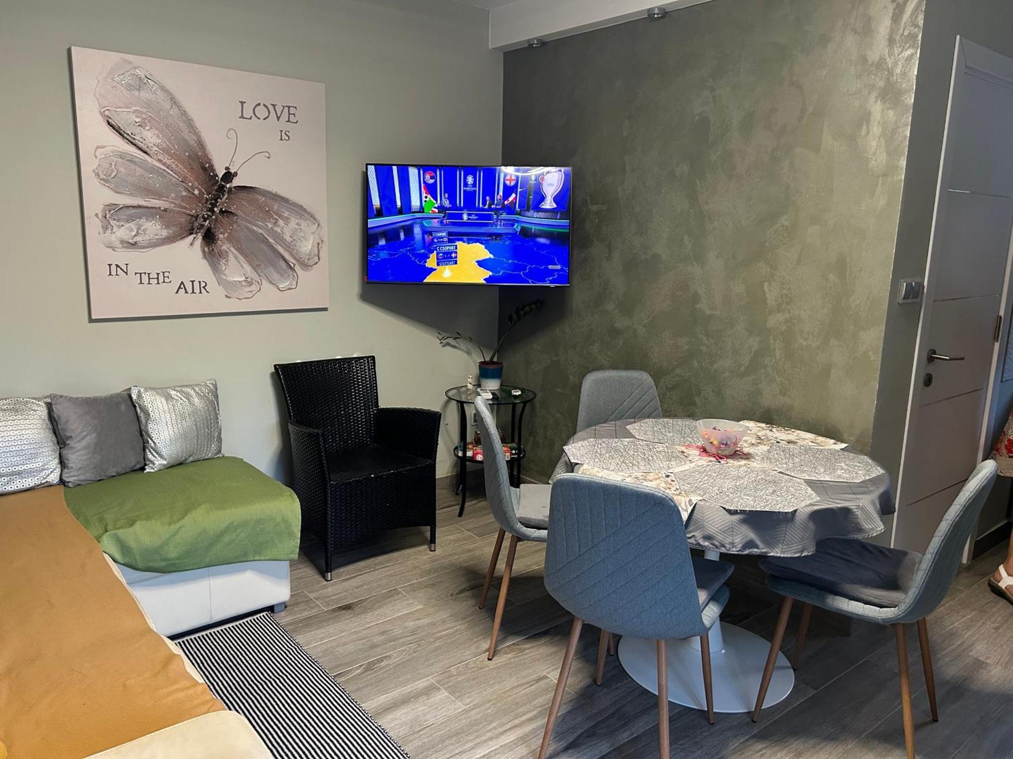 Noemi89 Apartman Siófok Buitenkant foto